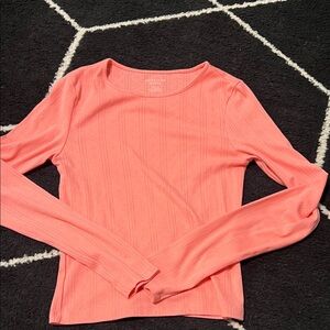 American Eagle Woman’s small Coral Long Sleeve Top